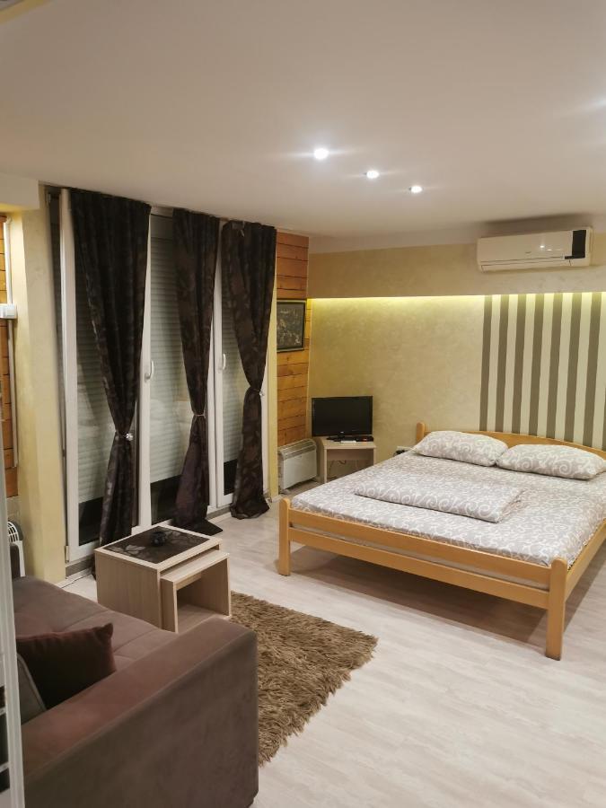 Agape Downtown Apartment Belgrade Luaran gambar