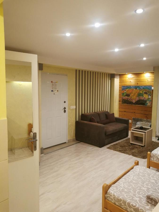 Agape Downtown Apartment Belgrade Luaran gambar