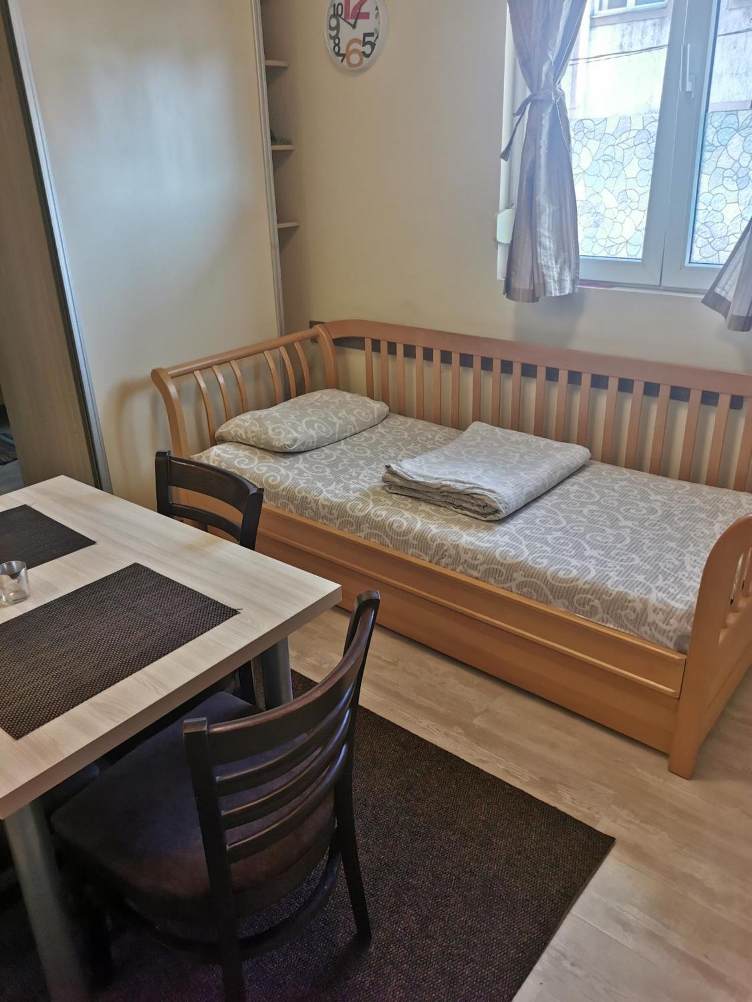 Agape Downtown Apartment Belgrade Bilik gambar